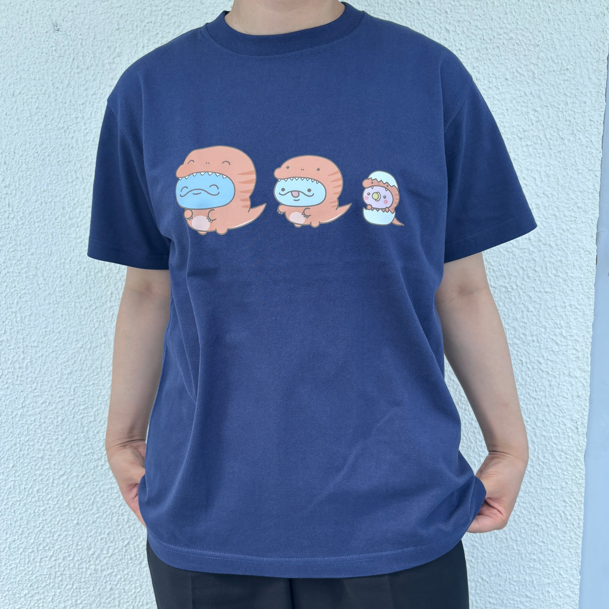 【親子イルカ】恐竜プリントTシャツ(ブロマイド付き)【10月中旬発送】