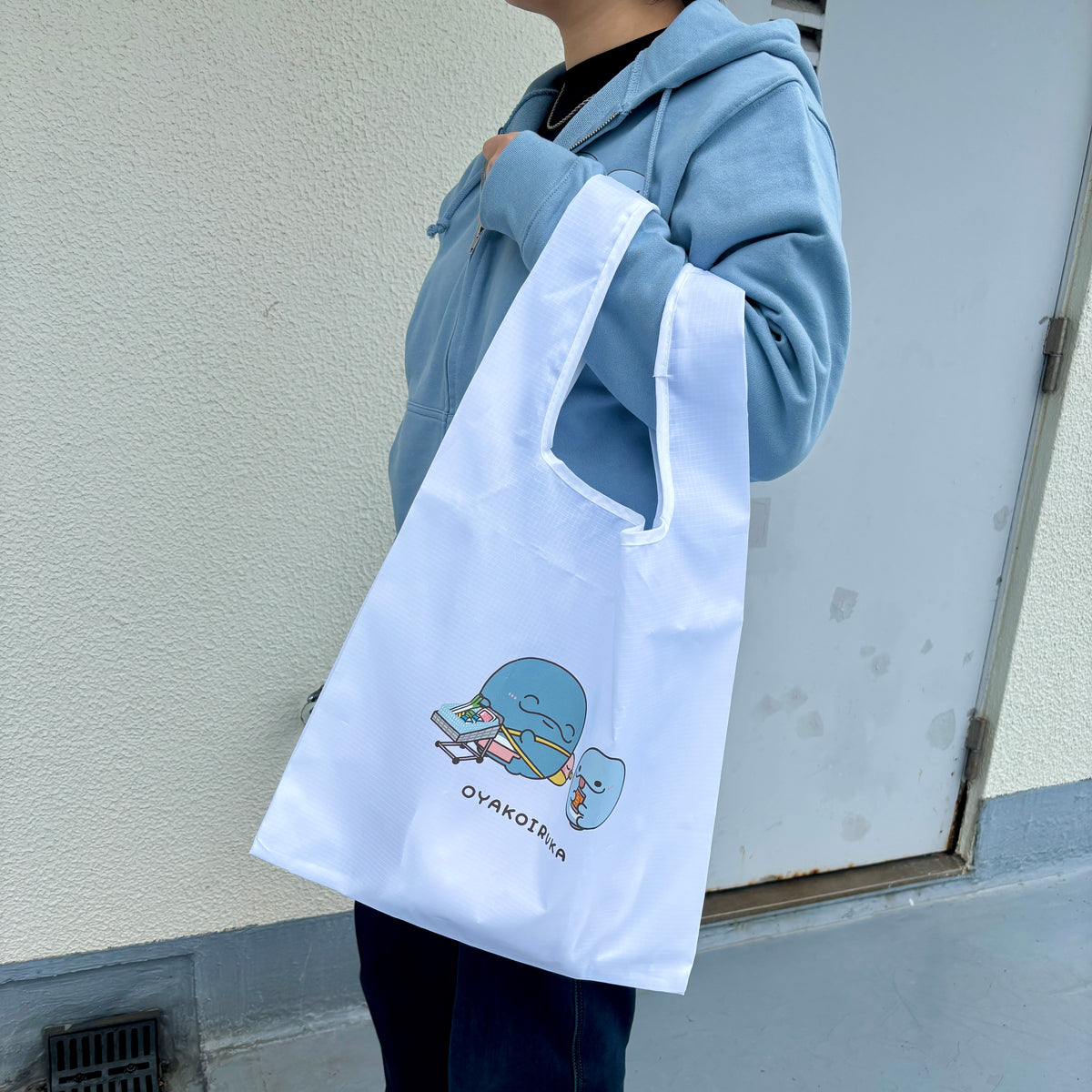 【親子イルカ】折りたたみエコバッグ【2月中旬発送】