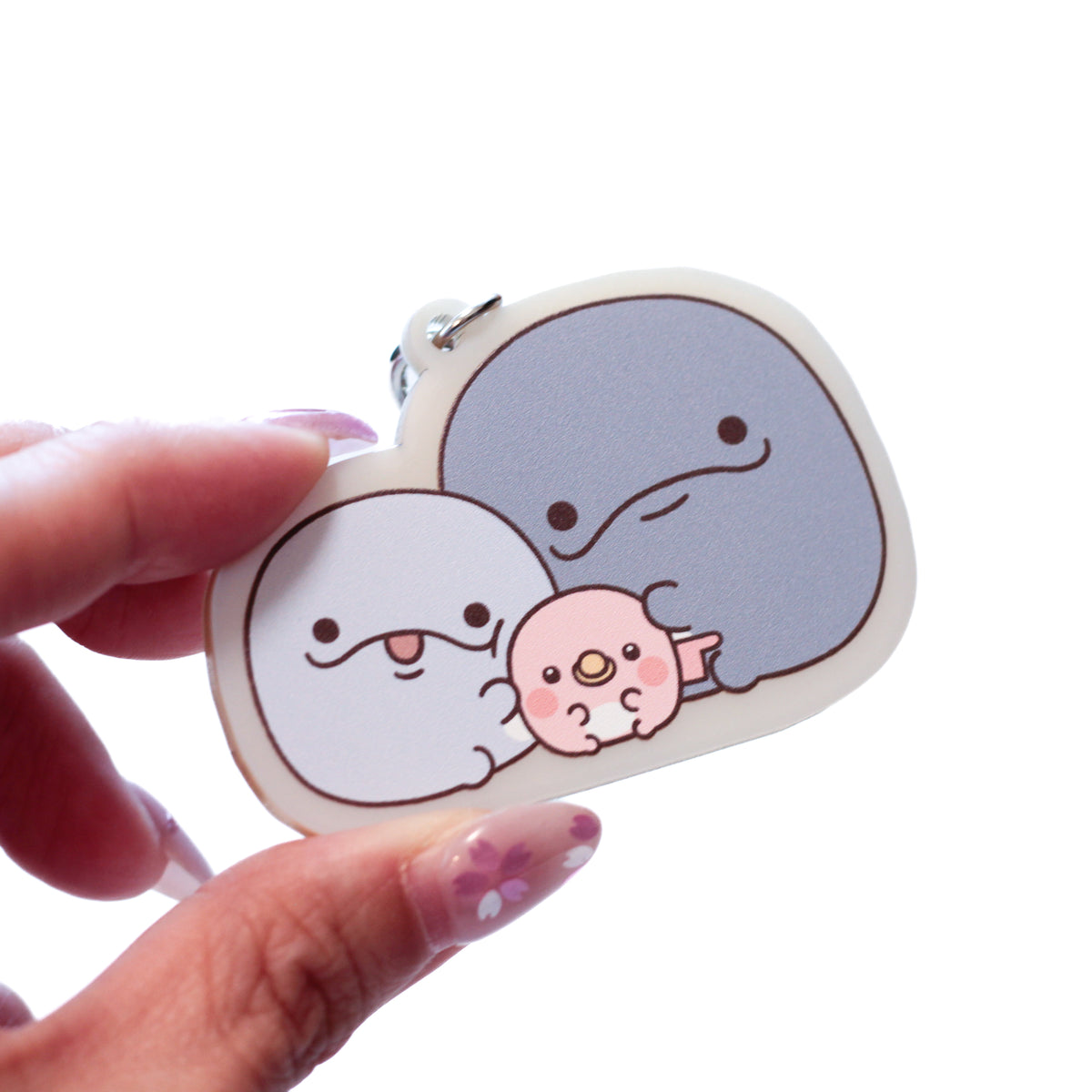 【親子イルカ】パールブルーアクキー