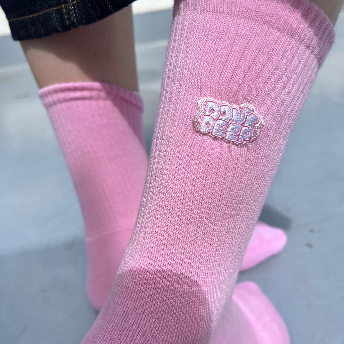 [Asamimi-chan] Don't deep❣️ Chaussettes côtelées avec logo brodé (ASAMIMI BASIC 2024 JUILLET) [Expédié fin septembre]