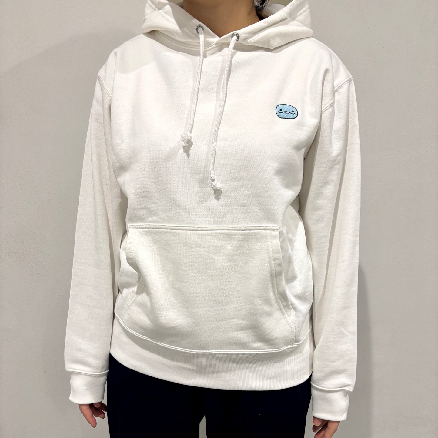 【親子イルカ】ワンポイント刺繍パーカー【1月下旬発送】