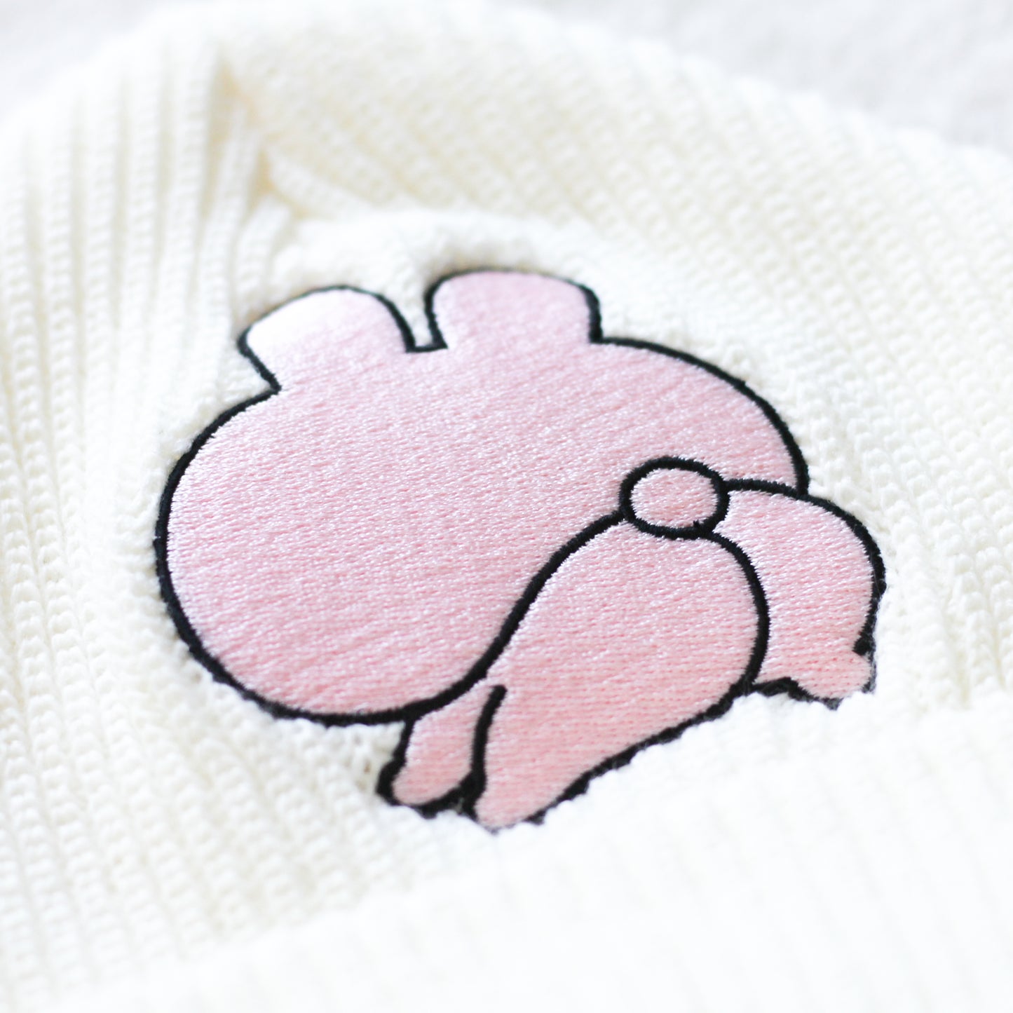 [ASAMIMI-CHAN 】Butt appeal❣ Embroidered beanie [Shipping in mid-November]