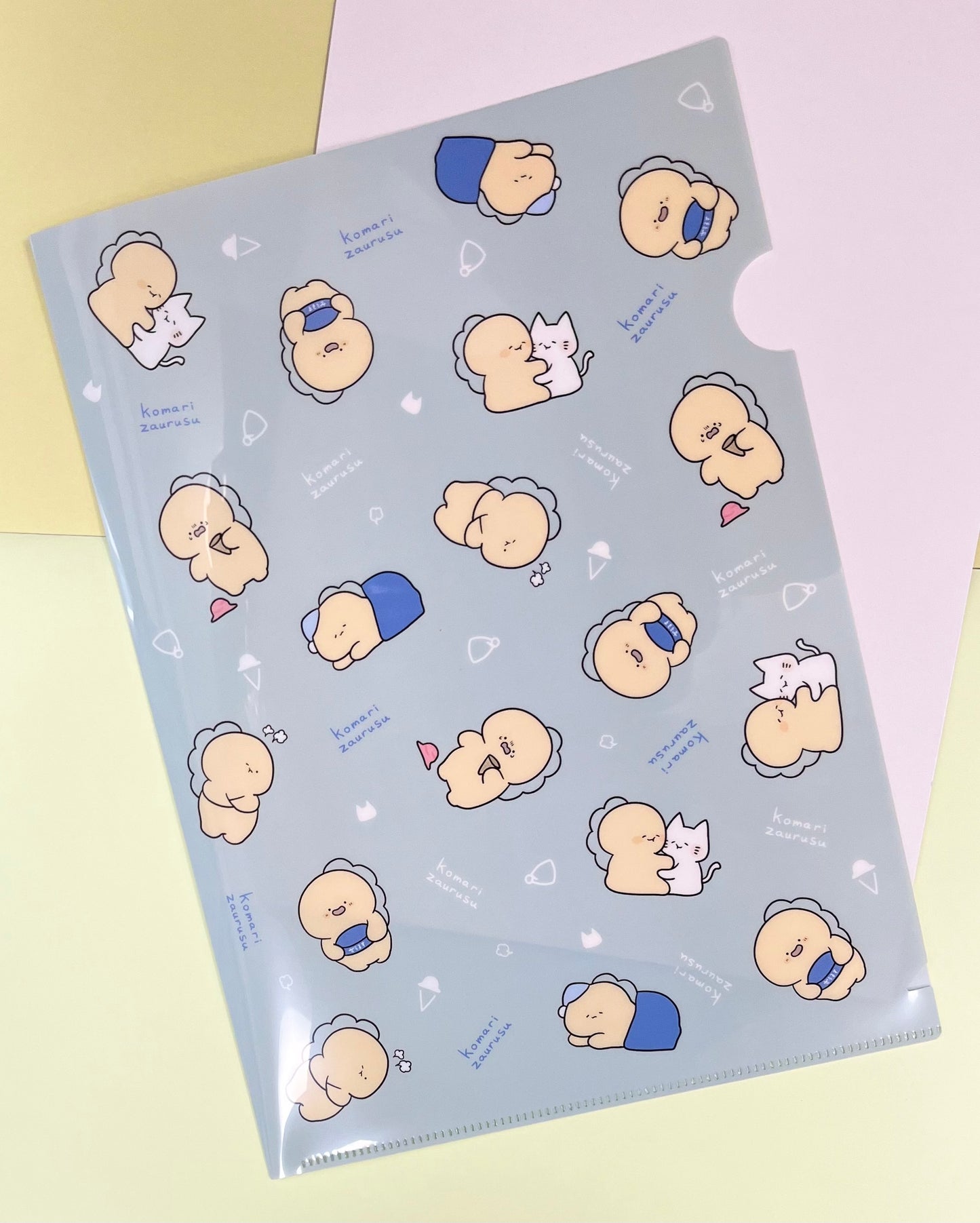 [Troublesome Zaurus] All-over pattern A4 clear file [shipped in mid-February]