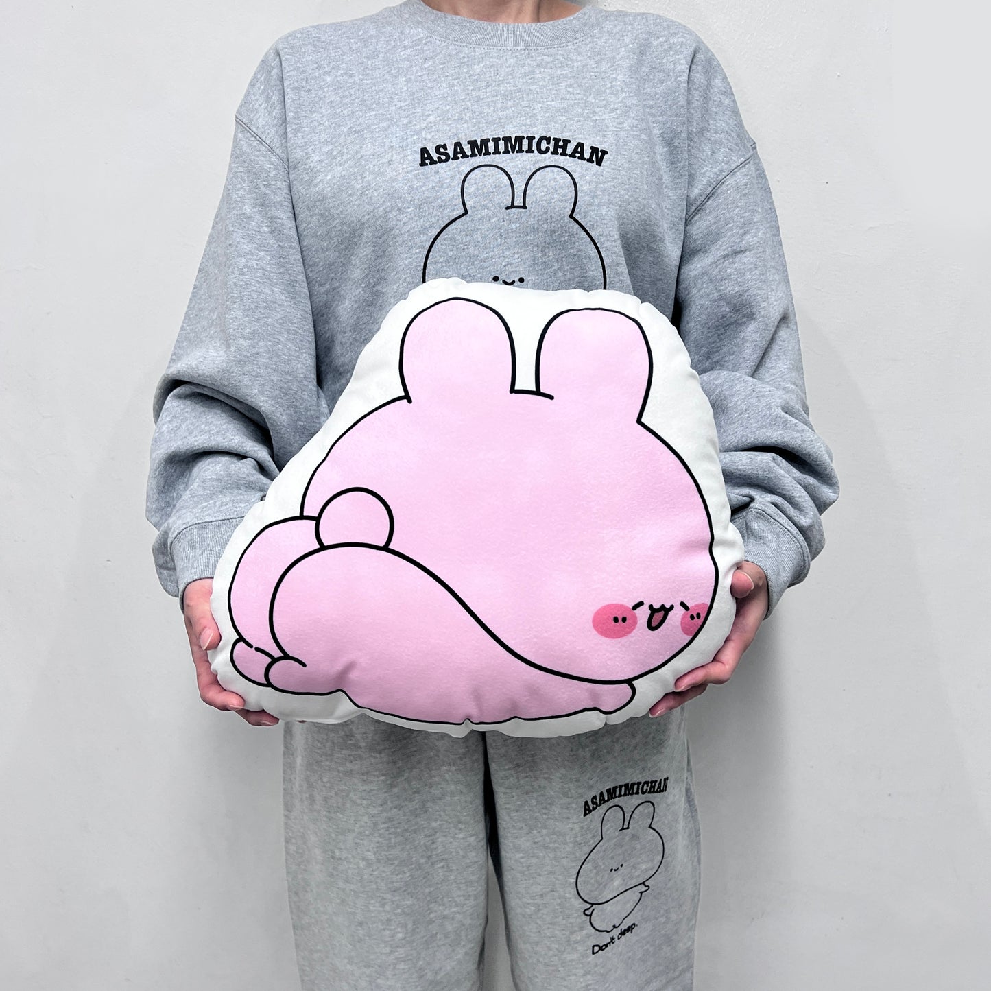 【あさみみちゃん】おしりビッグダイカットクッション【11月中旬発送】