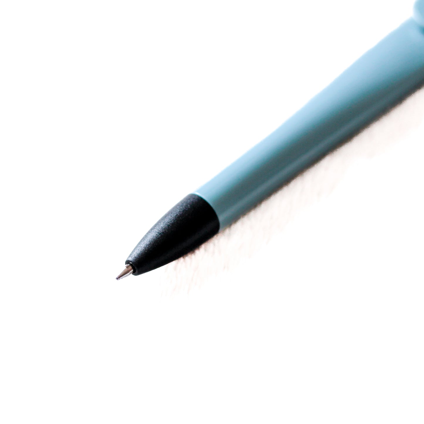 【親子イルカ】ラペルボールペン【10月中旬発送】