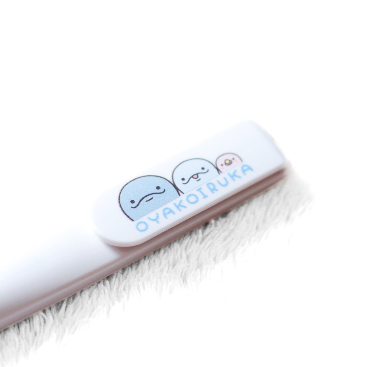 【親子イルカ】ラペルボールペン【10月中旬発送】