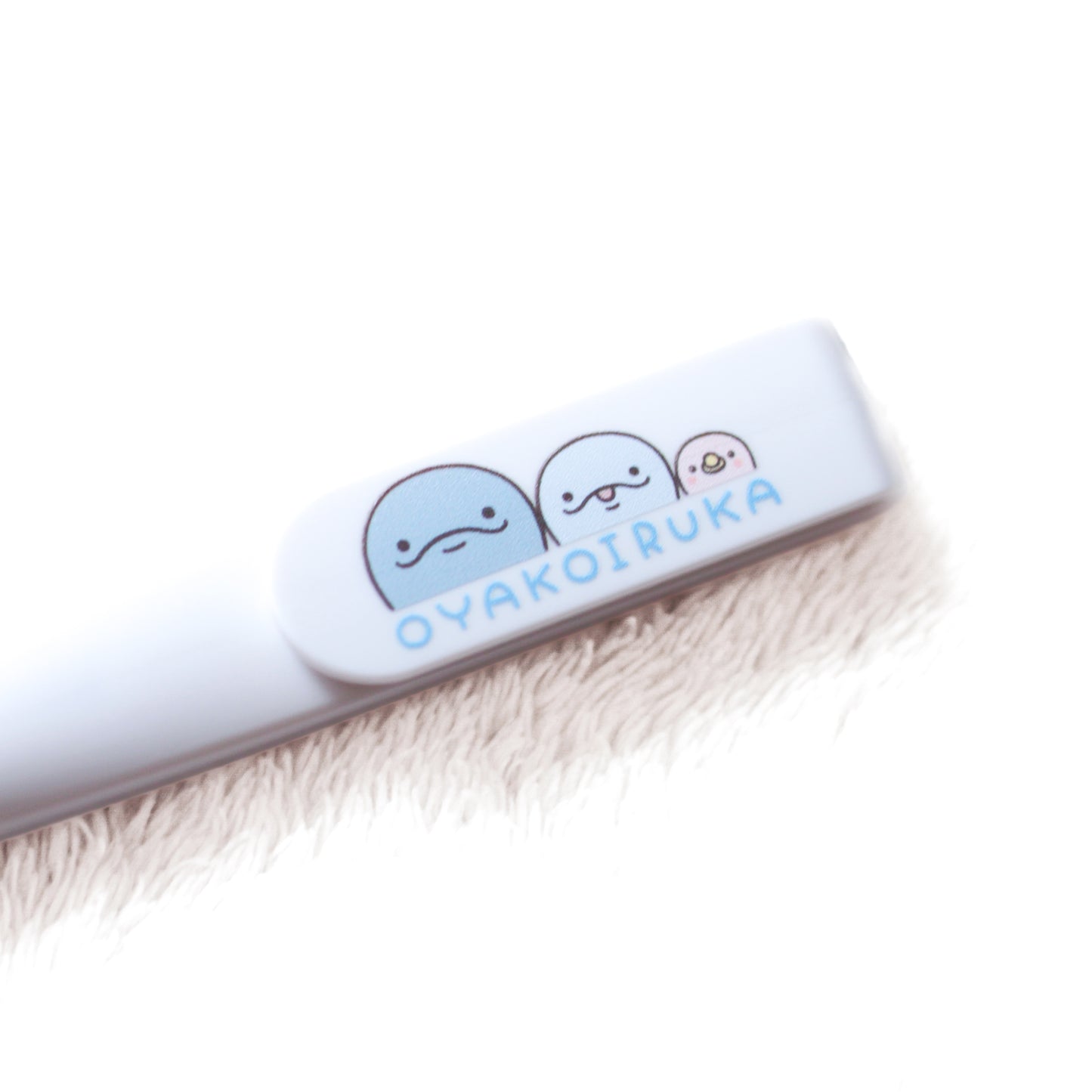 【親子イルカ】ラペルボールペン【10月中旬発送】