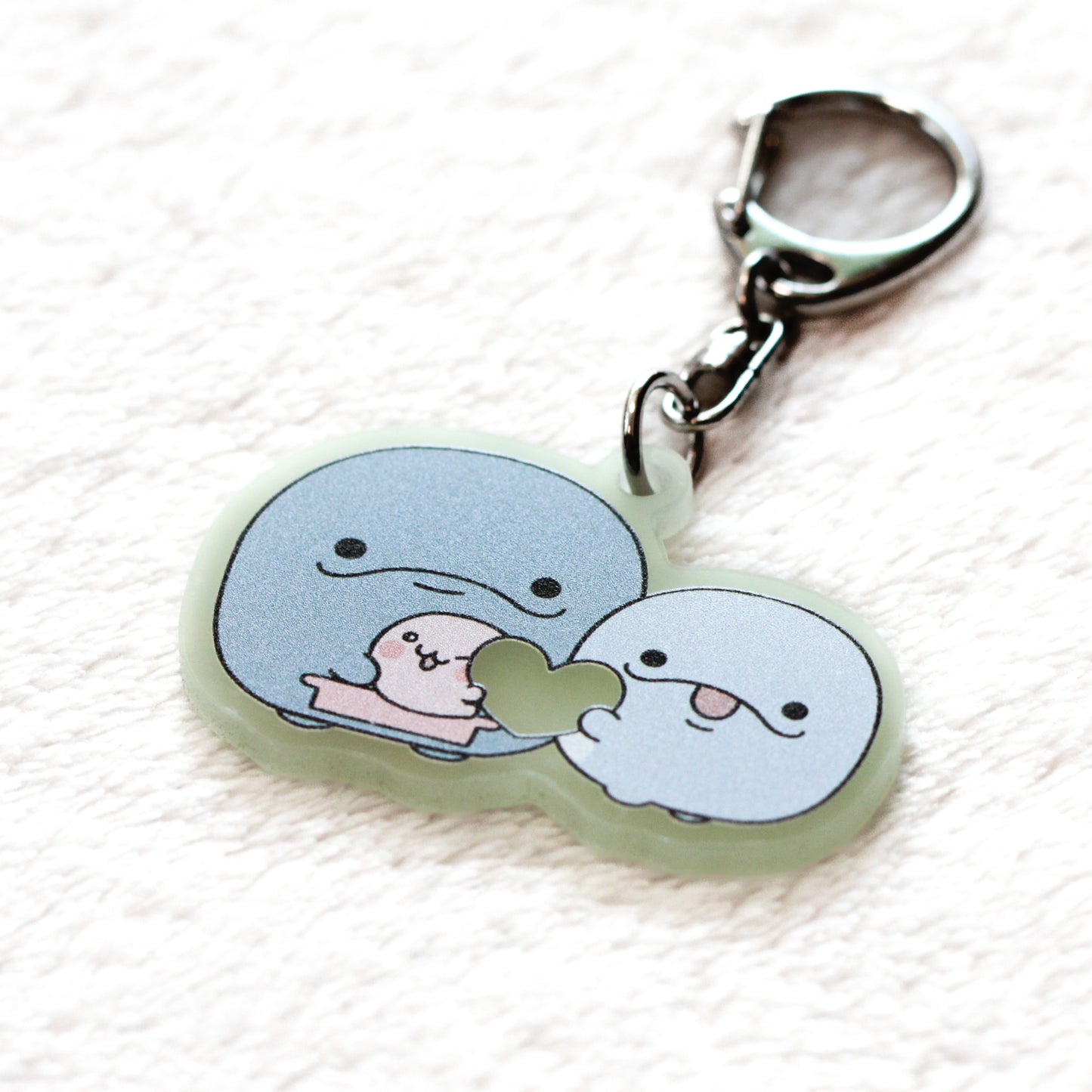 【親子イルカ】蓄光アクキー【3月中旬発送】