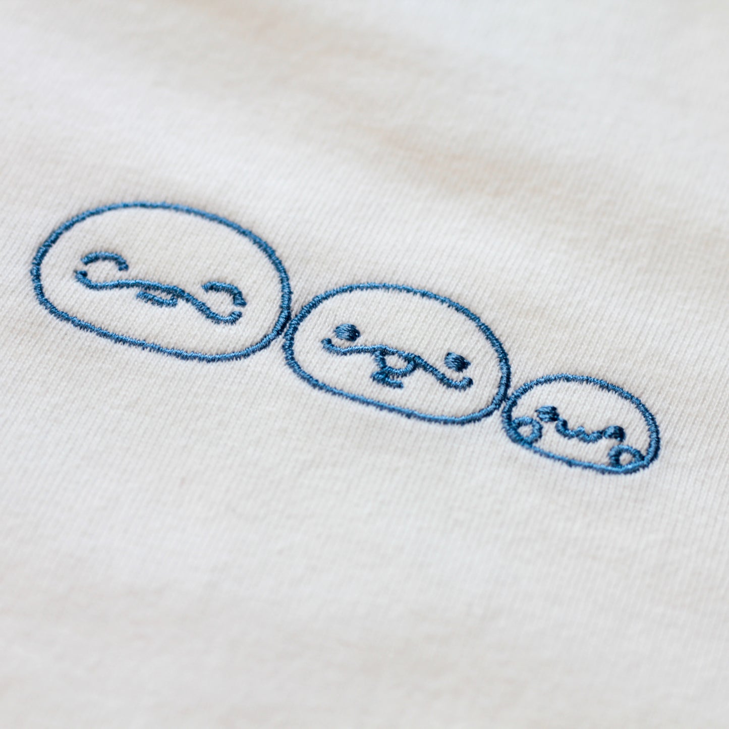 [OYAKOIRUKA] 刺繡&印花雙面T恤 [5月下旬出貨]