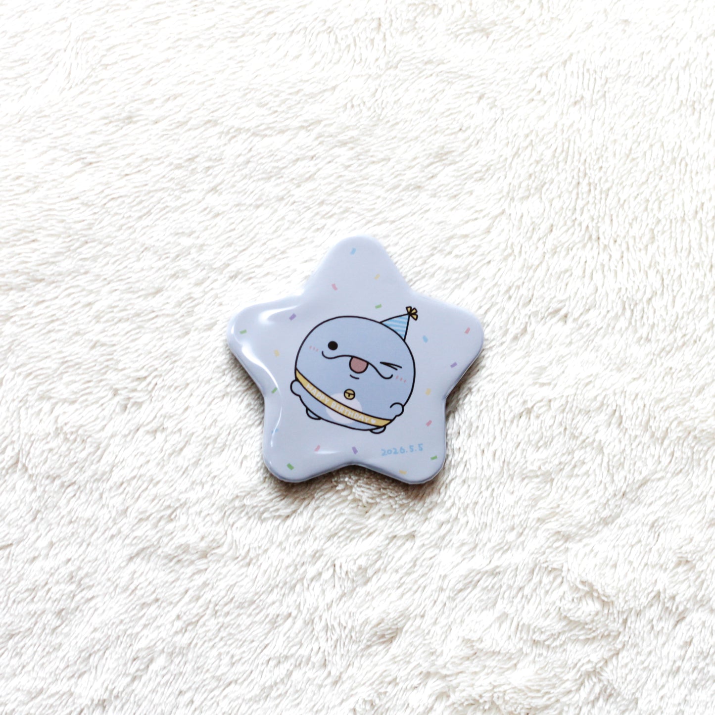 [OYAKOIRUKA] OYAKOIRUKA Birthday♪ Star-Shaped Pin Badge [Shipping in late-June]