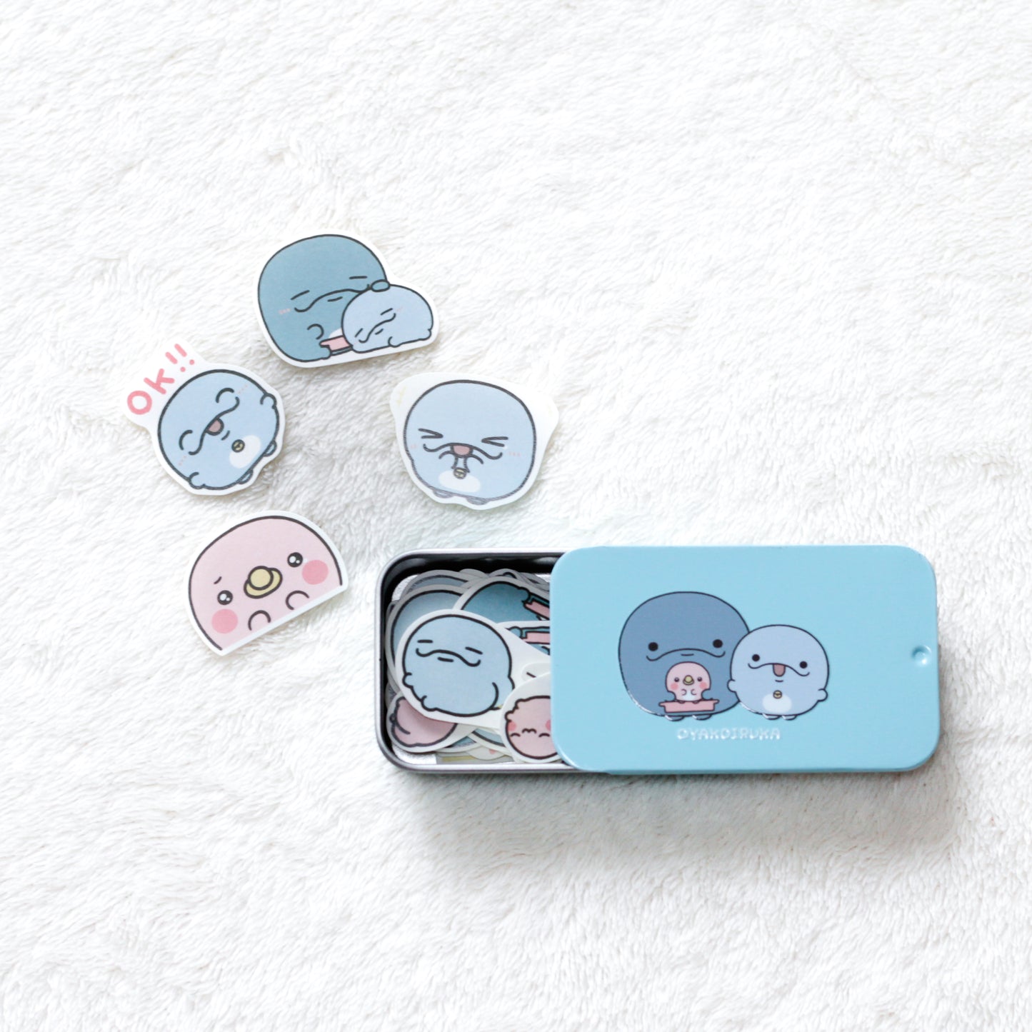 【親子イルカ】フレークシール＆メンタム缶セット【6月下旬発送】