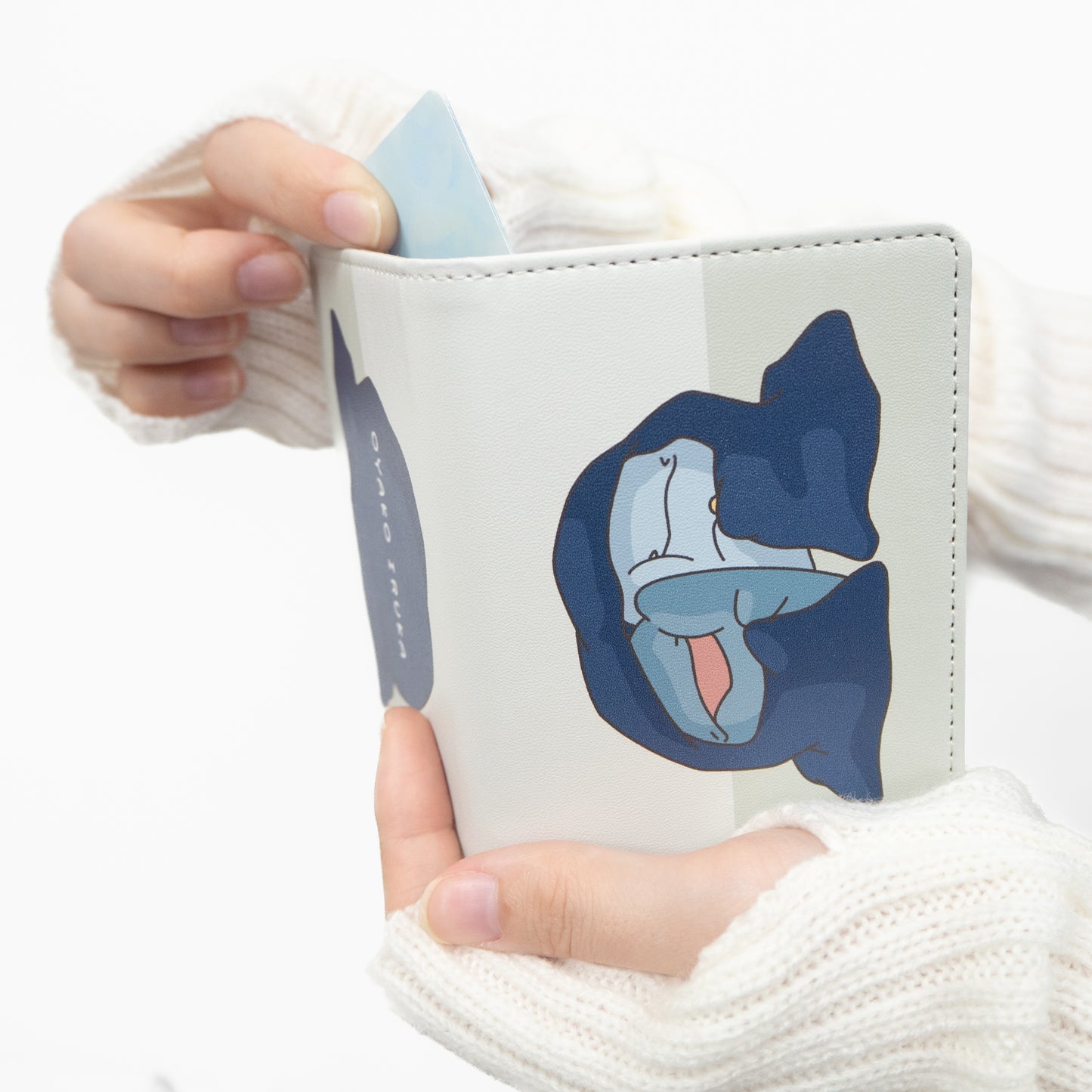 [Parent and child dolphin] Card case [Shipped in early January]