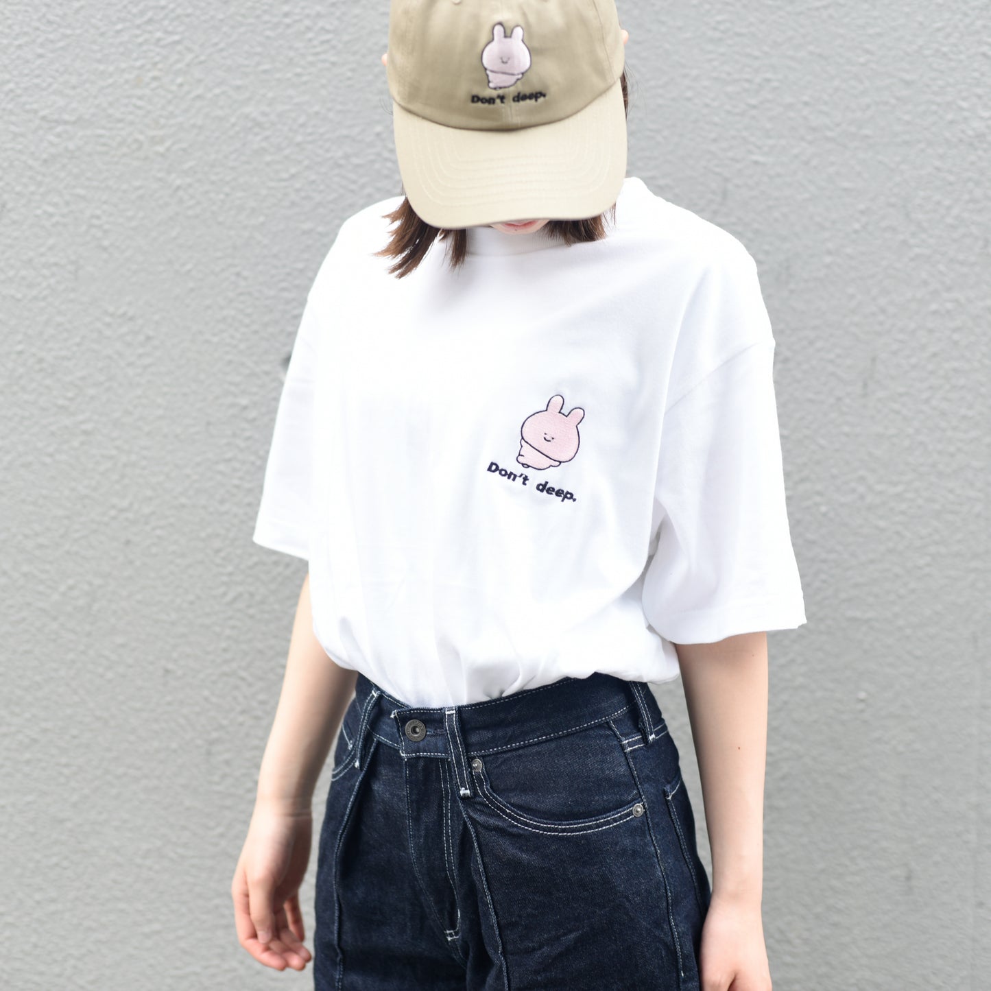 [Asamimi-chan] Kurzärmeliges besticktes T-Shirt (Don't deep) [Auf Bestellung gefertigt]