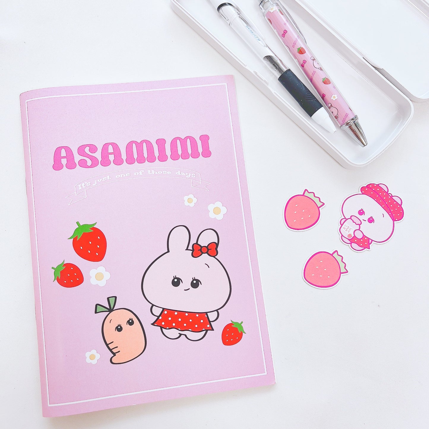 [Asamimi-chan] A5-Notizbuch (Erdbeere)